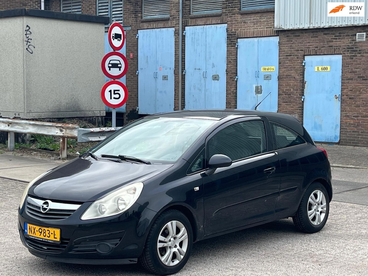 Opel Corsa - 1.2-16V Essentia 1.2-16V Essentia - AutoWereld.nl