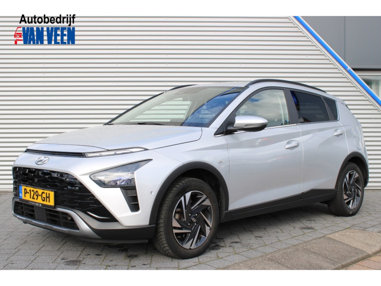 Hyundai Bayon - 1.0 T-GDI Premium Sky | Trekhaak | Pano | Clima | Camera - AutoWereld.nl