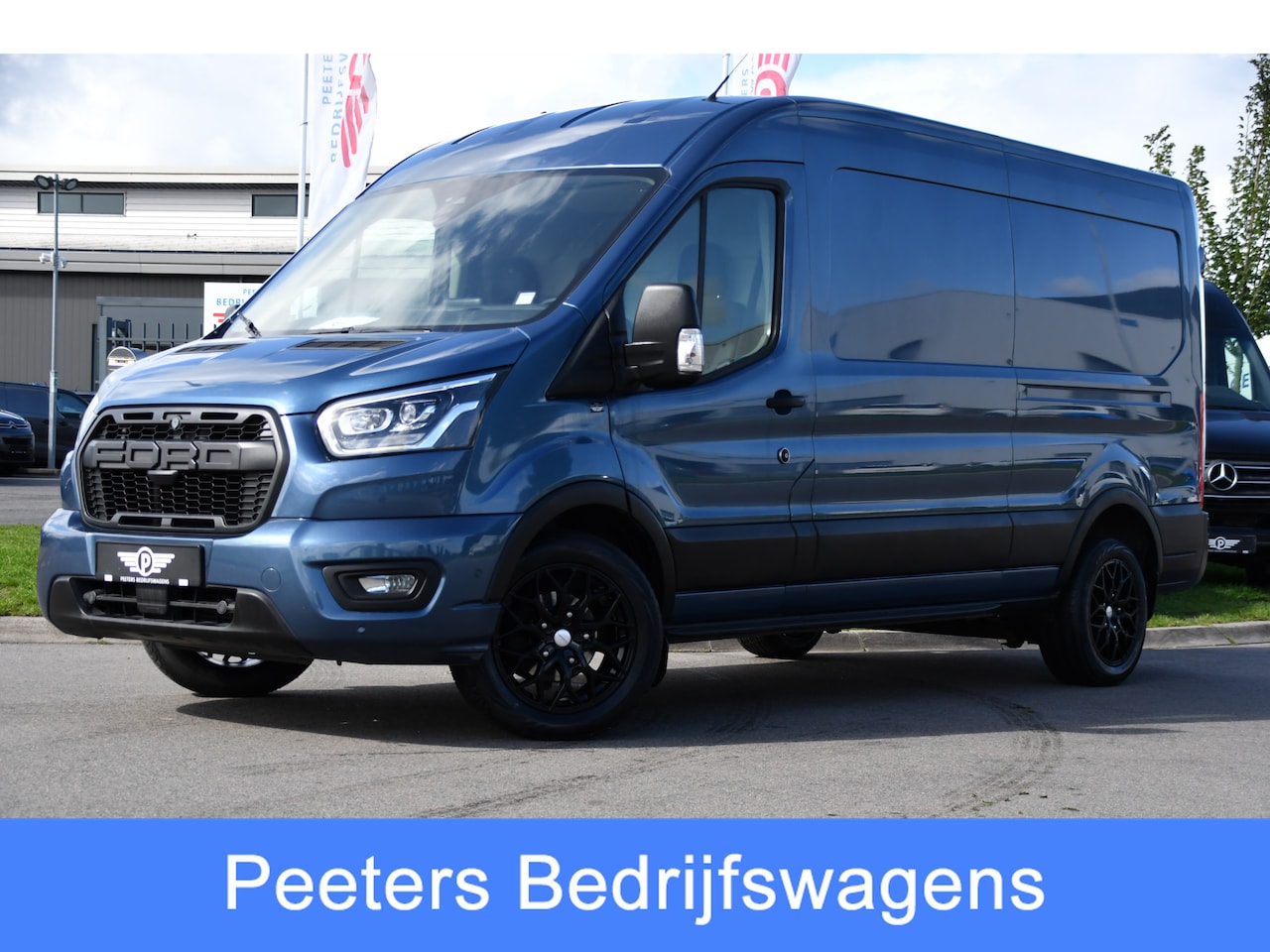 Ford Transit - 350 2.0 TDCI L3H2 Limited Camera, Cruise, Carplay, Stoelverwarming, 185pk, Trekhaak, Senso - AutoWereld.nl