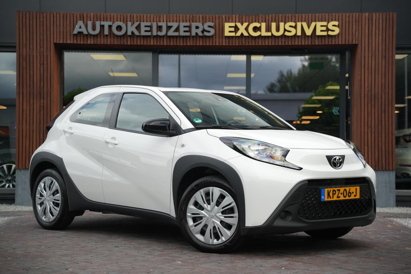 Toyota Aygo X - 1.0 VVT-i MT 1.0 VVT-i MT - AutoWereld.nl