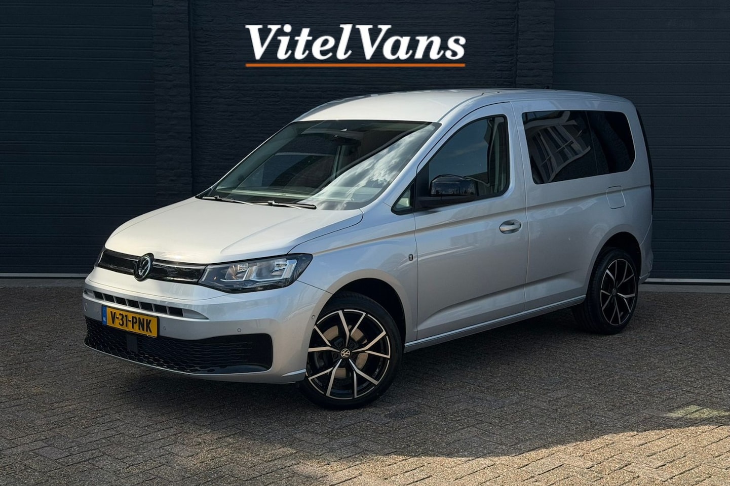Volkswagen Caddy Cargo - 1.5 TSI DSG-7 | Ergo | Camera | Carplay | ACC | Groot Scherm - AutoWereld.nl