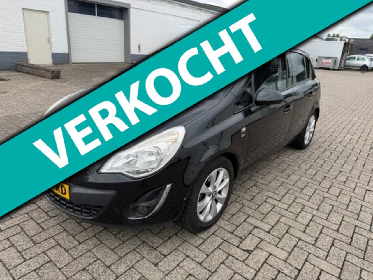 Opel Corsa - 1.2 EcoFlex Selection Nette auto half leder, cruise control - AutoWereld.nl