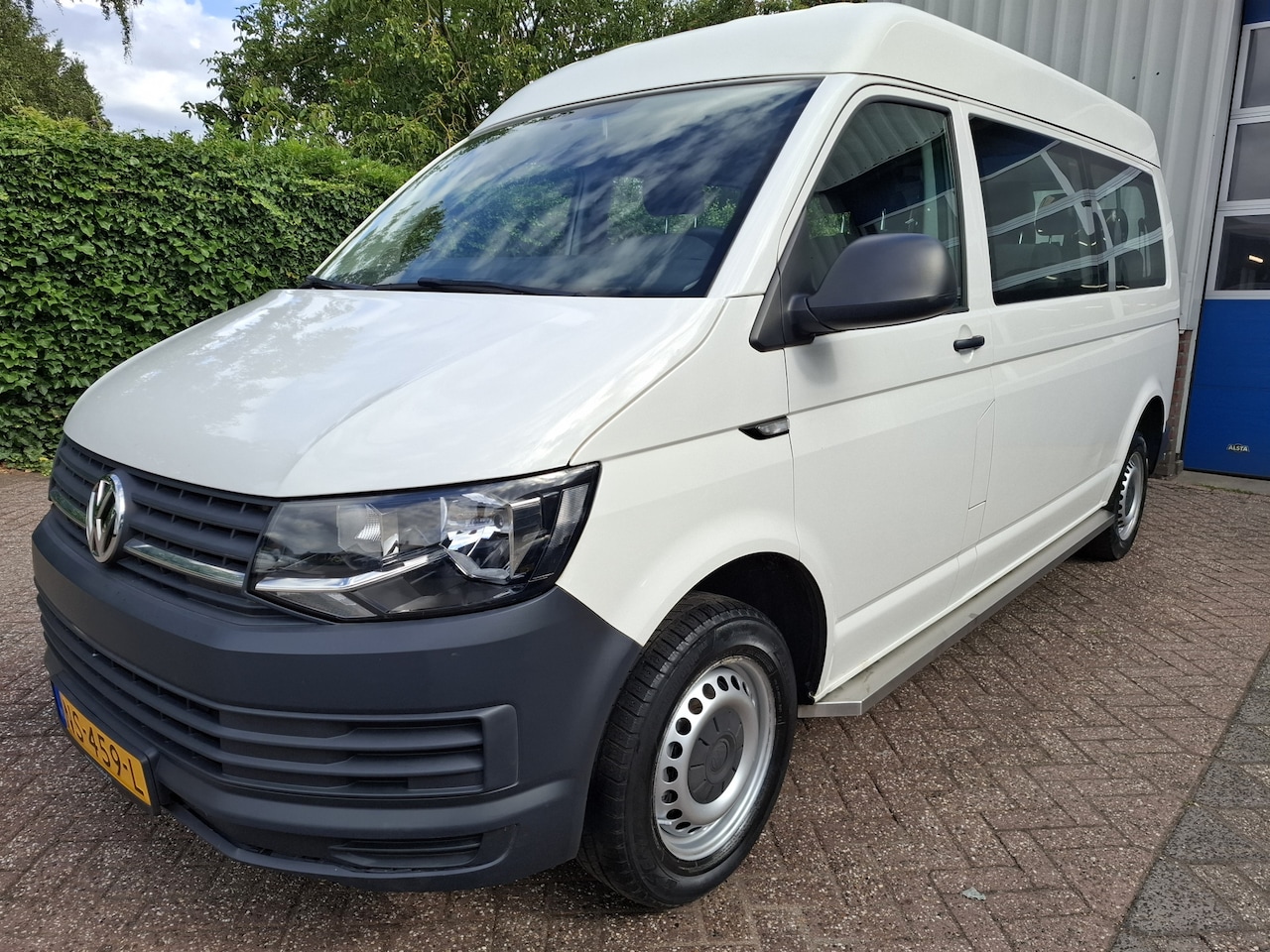 Volkswagen Transporter Kombi - 2.0 TSI L2H2 22995.- INCL BTW 9-PERSOONS BENZINE 150PK - AutoWereld.nl