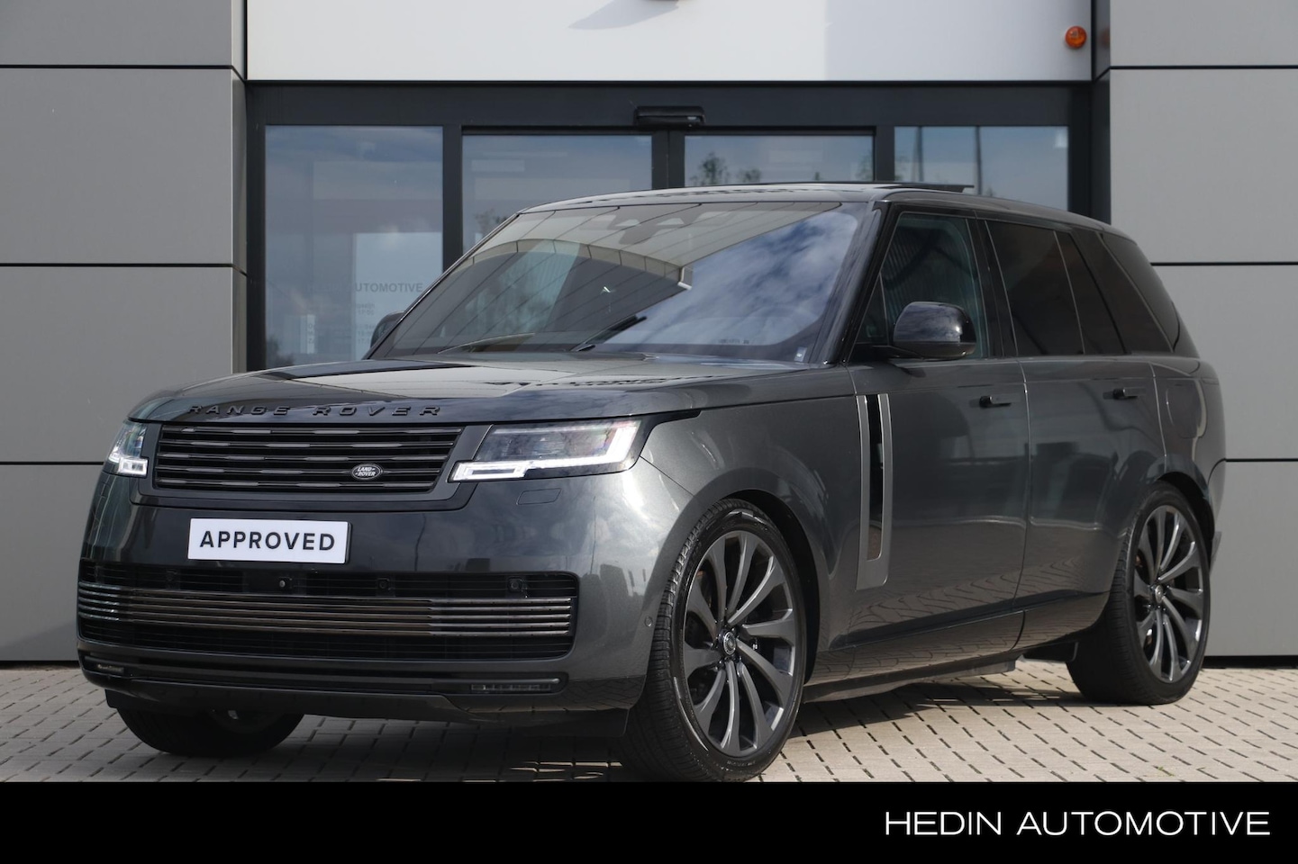 Land Rover Range Rover - P510e SV l BTW l Intrepid Exterieur l Elektr. Trekhaak l 24 mnd Approved l - AutoWereld.nl