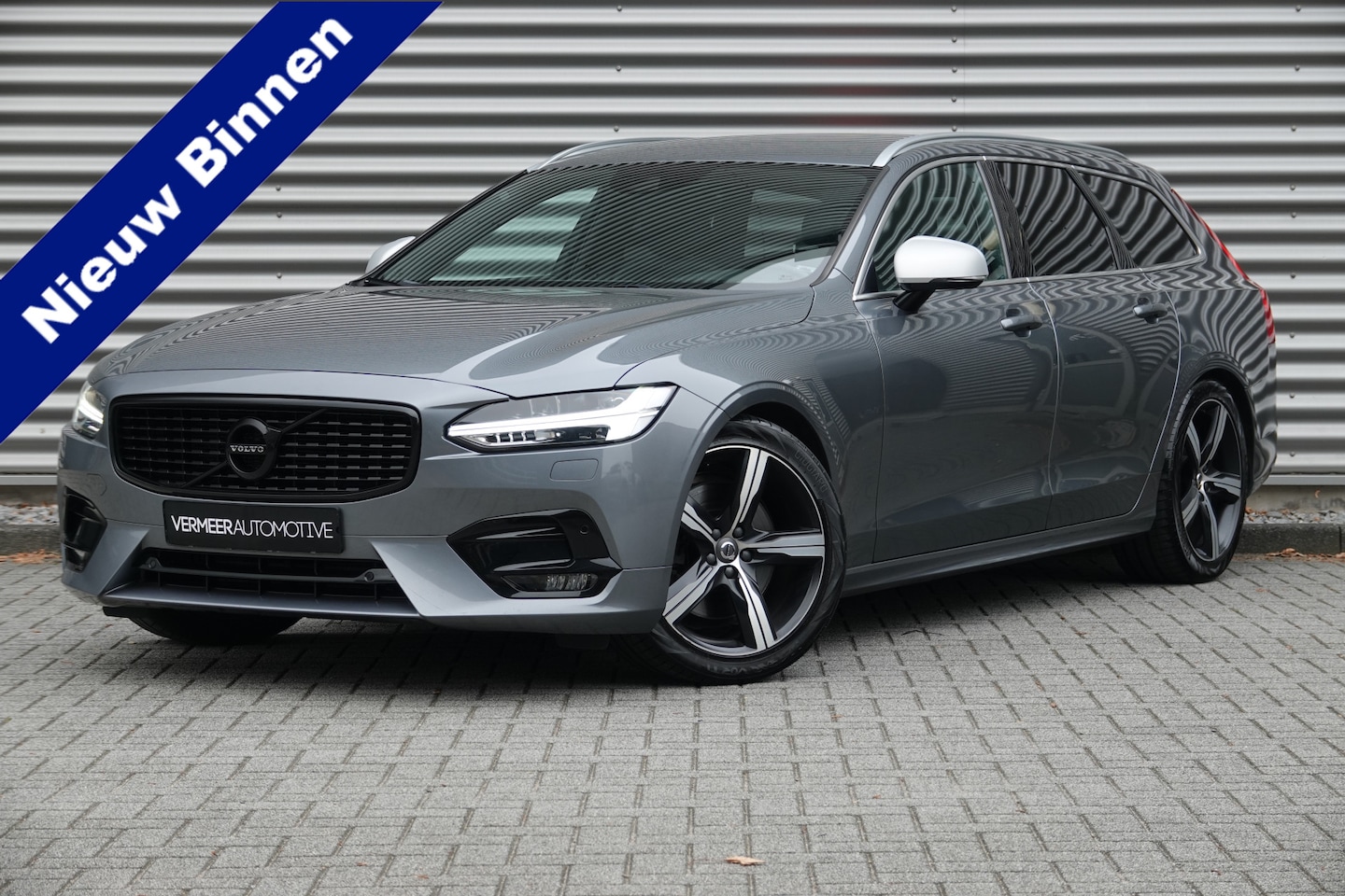 Volvo V90 - 2.0 T4 R-Design | Harman/Kardon | ACC | Stoel/stuurverw. | Dealer-Onderhouden | - AutoWereld.nl