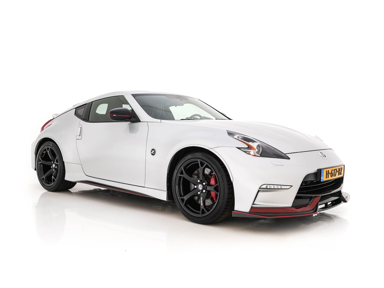 Nissan 370Z - 3.7 V6 Nismo *LEATHER-MICROFIBRE | XENON | RECARO-SPORTSEATS | BOSE-SOUND | CAMERA | NAVI- - AutoWereld.nl