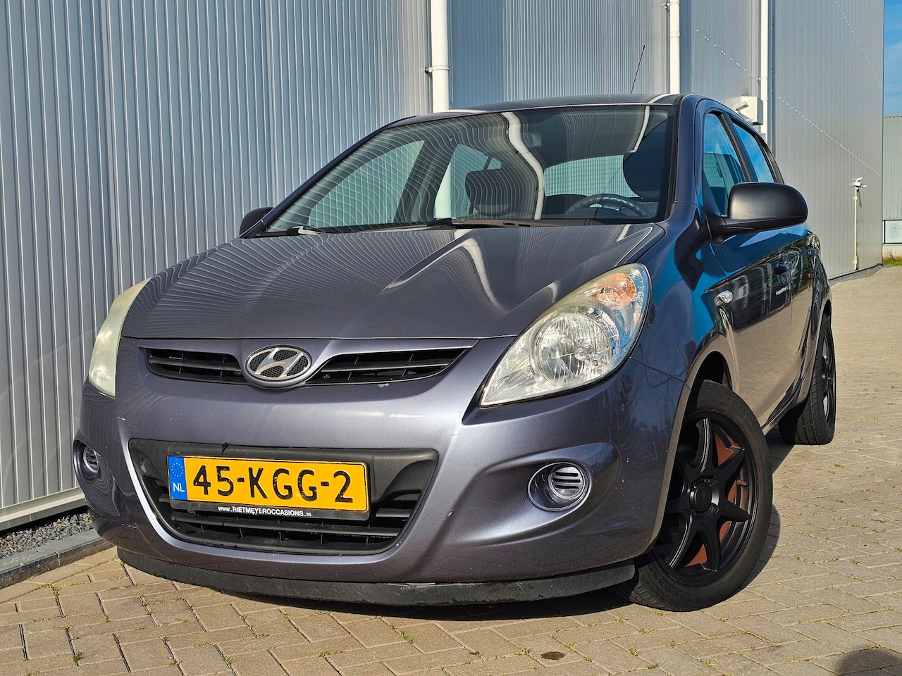 Hyundai i20 - 1.2i ActiveVersion BJ 2009 5-drs APK 04-2027 - AutoWereld.nl