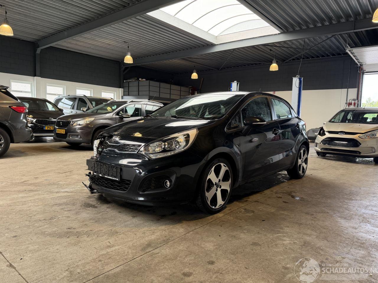 Kia Rio - 1.4 CVVT ExecutiveLine 1.4 CVVT EXECUTIVELINE - AutoWereld.nl