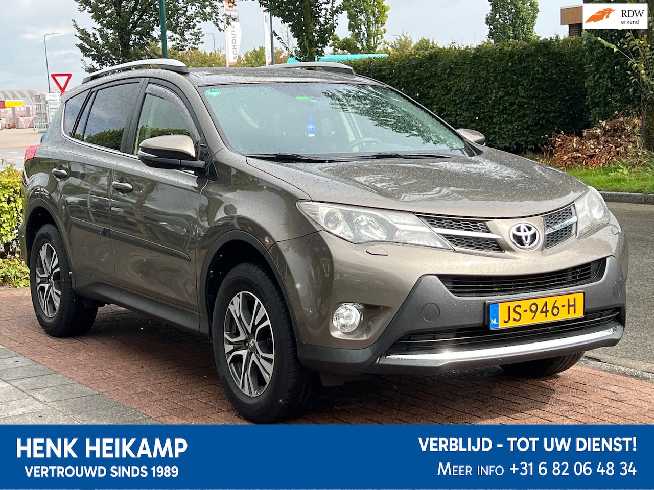 Toyota RAV4 - 2.0 Dynamic 4WD *Navi| Trekhaak - AutoWereld.nl