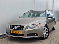 Volvo V70 - 1.6 D2 Ocean Race AUTOMAAT bj 2013 Nette auto boekjes aanwezig