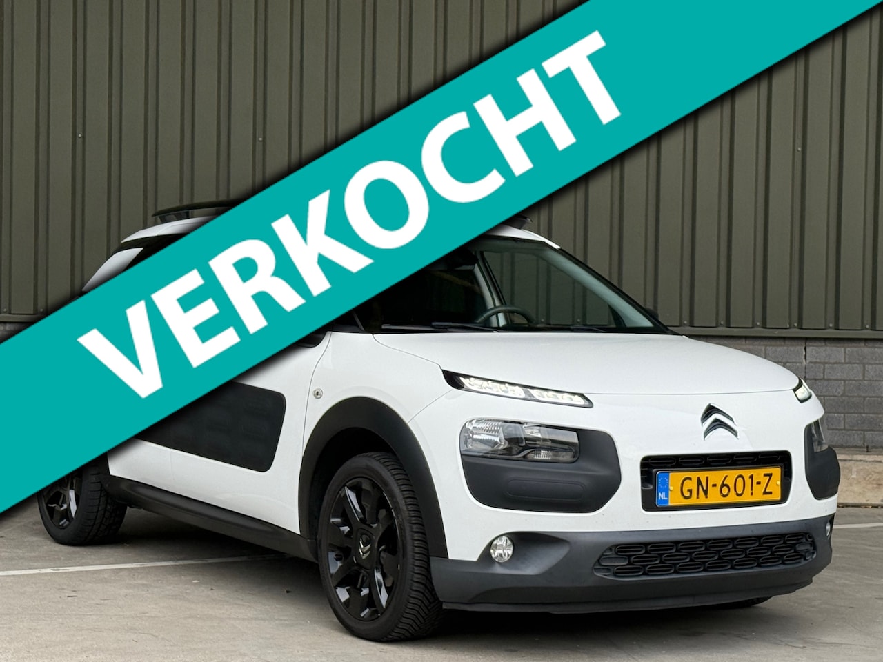 Citroën C4 Cactus - 1.2 e-VTi Shine Automaat / leer / stoelverwarming - AutoWereld.nl