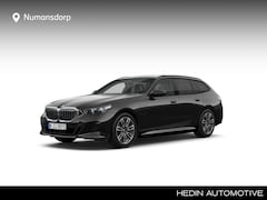 BMW 5-serie Touring - 550e xDrive | Individual leder | Stoelverw. + ventilatie | Bowers & Wilkins | Trekhaak | 3