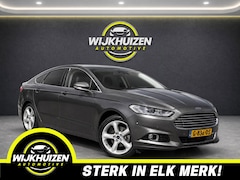 Ford Mondeo - 2.0 Titanium S met 241 PK Leder Navigatie Cruise
