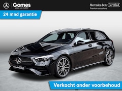 Mercedes-Benz A-klasse - 180 Star Edition AMG Line | Panoramadak | Night Pakket | Achteruitrijcamera | Sfeerverlich
