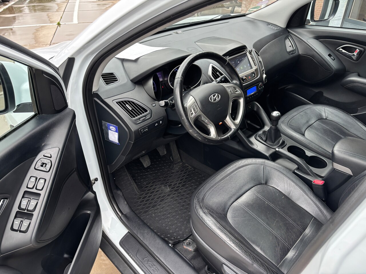 Hyundai ix35 - 2.0i i-Catcher | Pano. Leder. Trekhaak (1900kg). Navi.