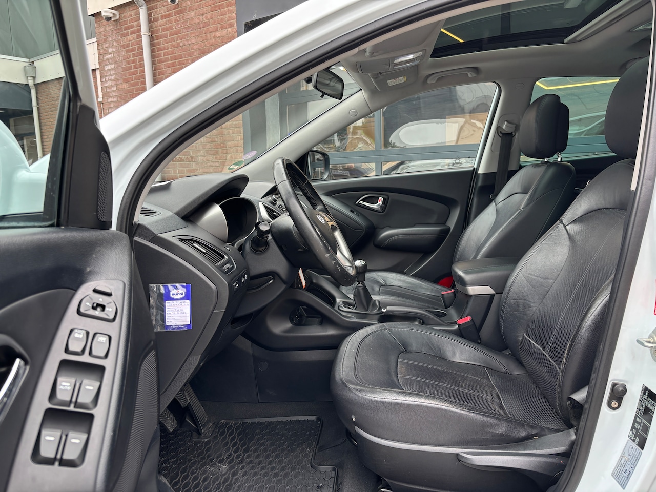 Hyundai ix35 - 2.0i i-Catcher | Pano. Leder. Trekhaak (1900kg). Navi.