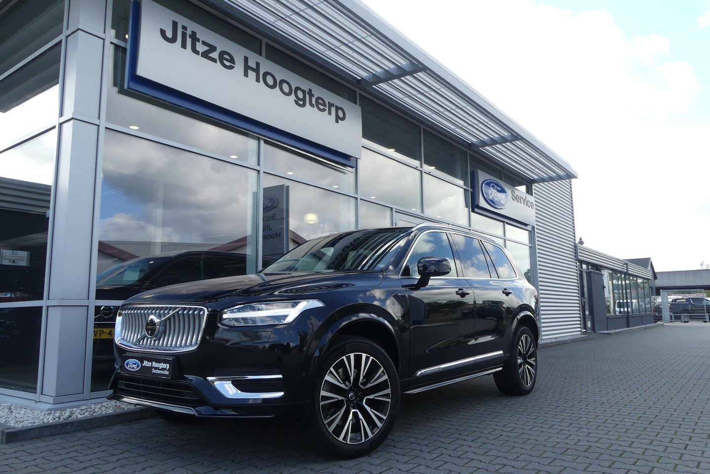 Volvo XC90 - 2.0 T8 Recharge AWD Ultimate Bright ELEKT. TREKHAAK, PANO, 360° CAMERA, MEMORY 2X, HUD, WI - AutoWereld.nl