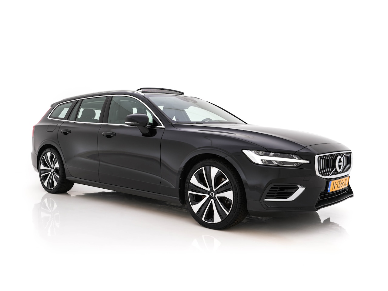 Volvo V60 - 2.0 T6 Recharge AWD Inscription (Plug-in) (INCL-BTW) Aut. *PANO | LEATHER | FULL-LED | MEM - AutoWereld.nl