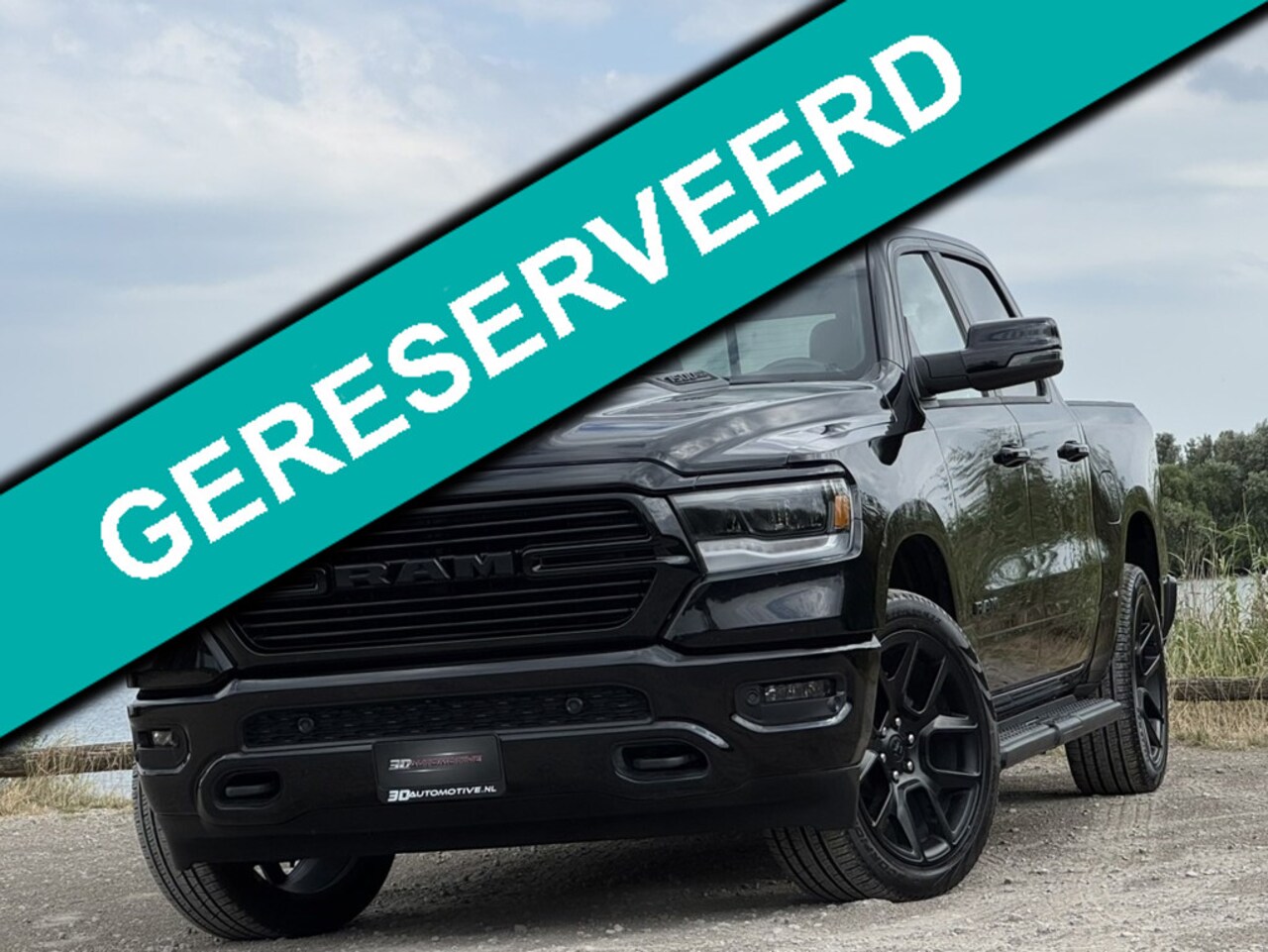 Dodge Ram 1500 - LARAMIE NIGHT 5.7L V8, 1E EIG, DIGITAL CLUSTER, BLIS, H&K, CARVEN EXHAUST, 12 INCH SCREEN, - AutoWereld.nl