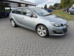 Opel Astra Sports Tourer - 1.4 Turbo Rhythm
