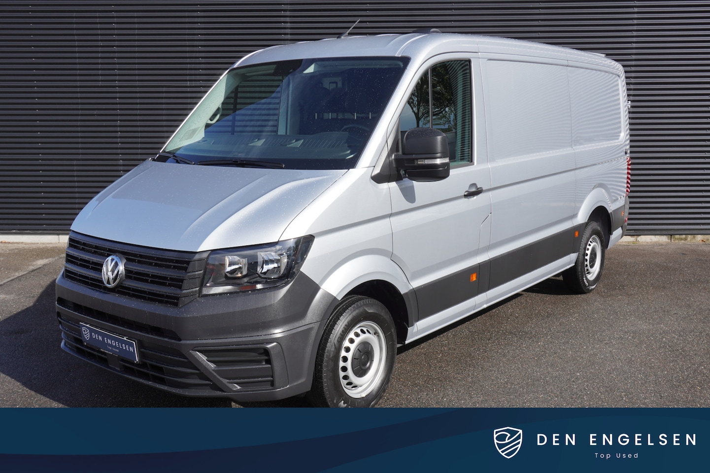 Volkswagen Crafter - 140pk Automaat L3H2/L2H1 Apple carplay Trekhaak Navigatie Camera Airco - AutoWereld.nl
