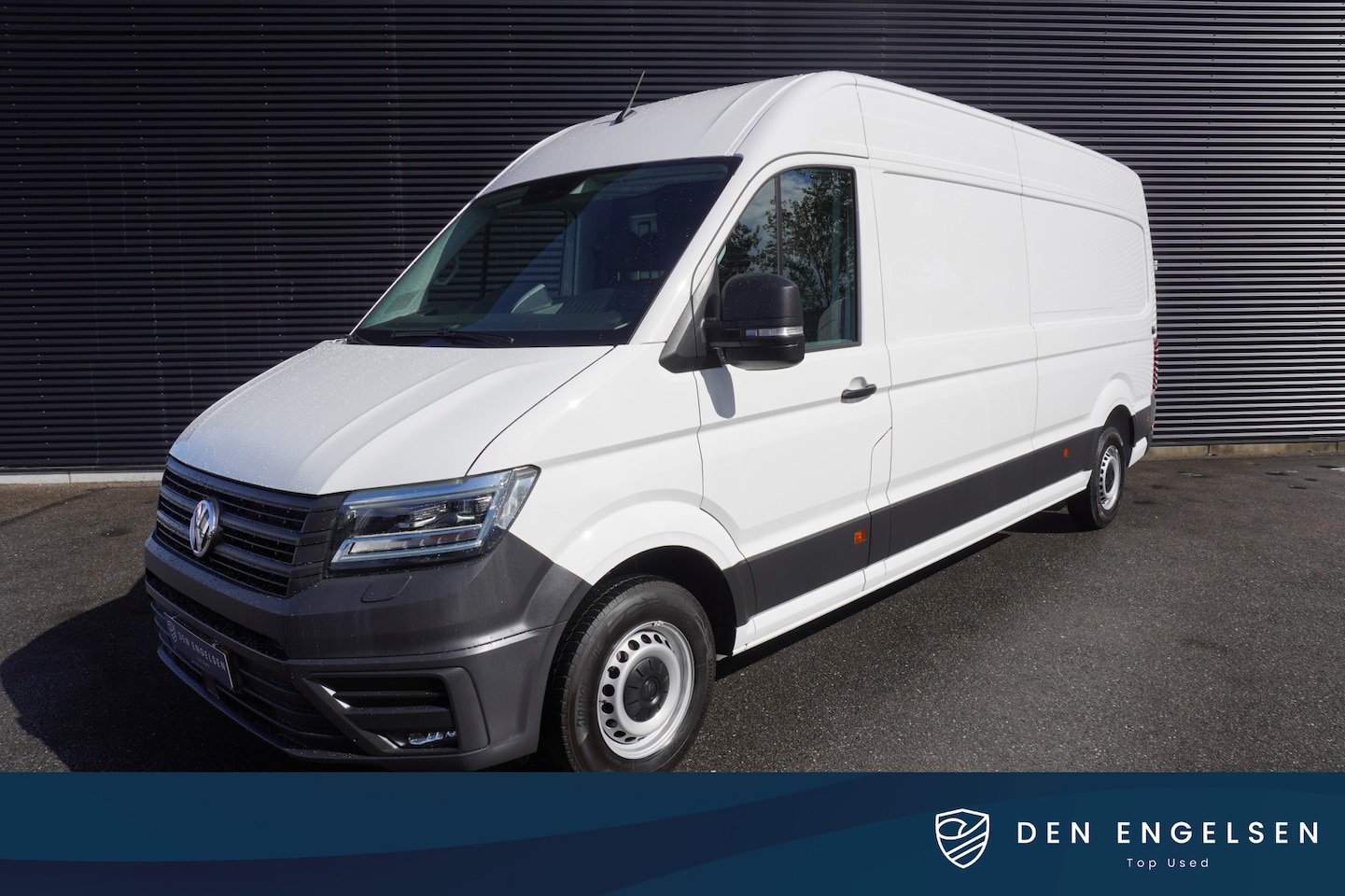 Volkswagen Crafter - 180pk Autonaat L4H3/L3H2 LED Camera Apple Carplay Stoelverwarming 3-Zits - AutoWereld.nl