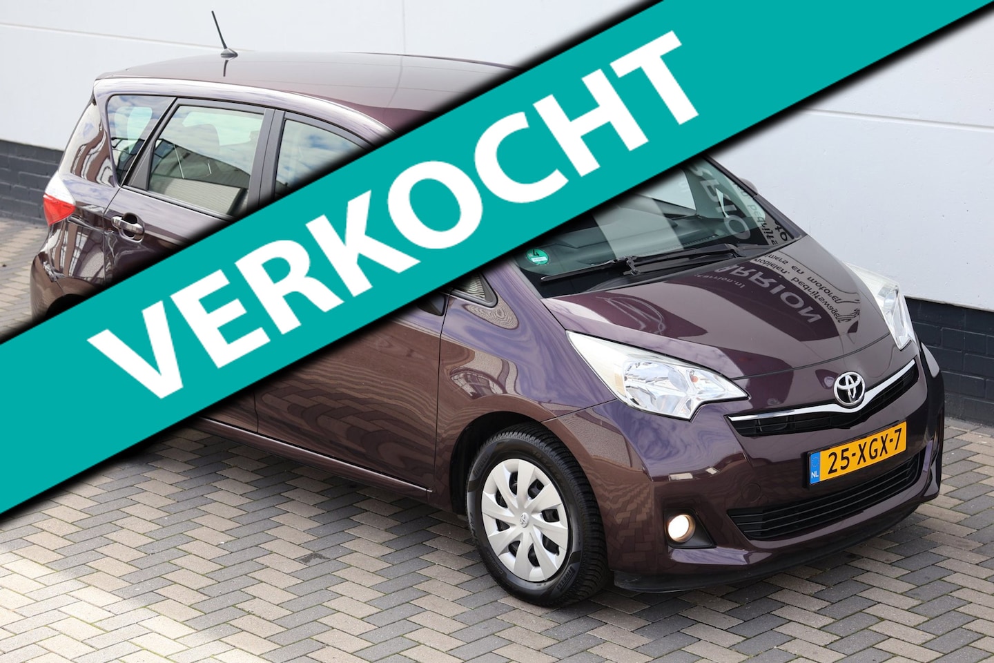 Toyota Verso S - 1.3 VVT-i Aspiration 1ste Eigenaar Camera NAP !! - AutoWereld.nl