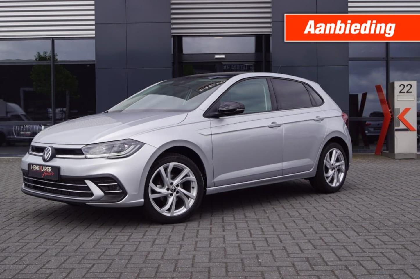 Volkswagen Polo - 1.0 TSI DSG 95pk Style / 17 Inch LM / IQ LED / Sportstoelen - AutoWereld.nl