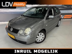 Volkswagen Polo - 1.4-16V ATHENE / Airco / 5-deurs / Distributie vervangen in 2023 / Boekjes aanwezig