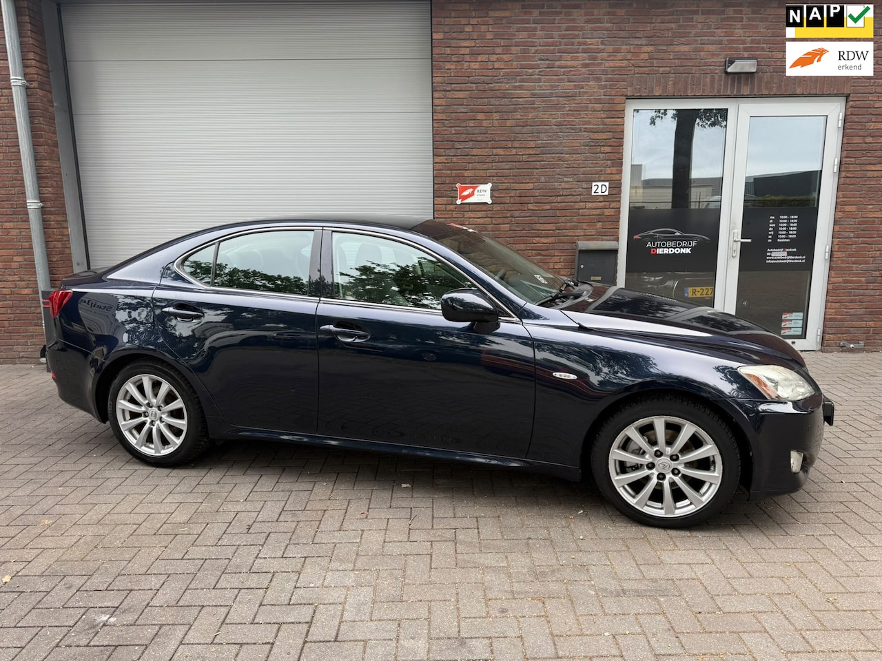 Lexus IS - 250 Executive|AUTOMAAT|NIEUWE APK|NAVI|LEER - AutoWereld.nl