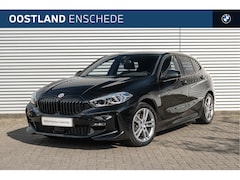 BMW 1-serie - 118i Executive M Sport Automaat / Sportstoelen / Adaptieve LED / Cruise Control