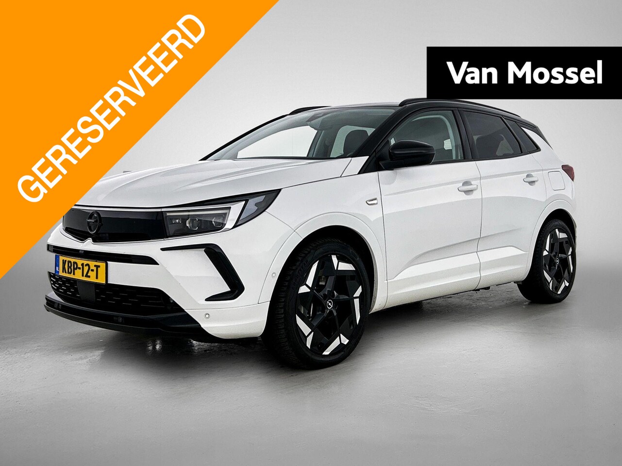 Opel Grandland - 1.6 Turbo Plug-In Hybrid 4x4 GSe | Stoel verwarming | Camera | GSE | - AutoWereld.nl
