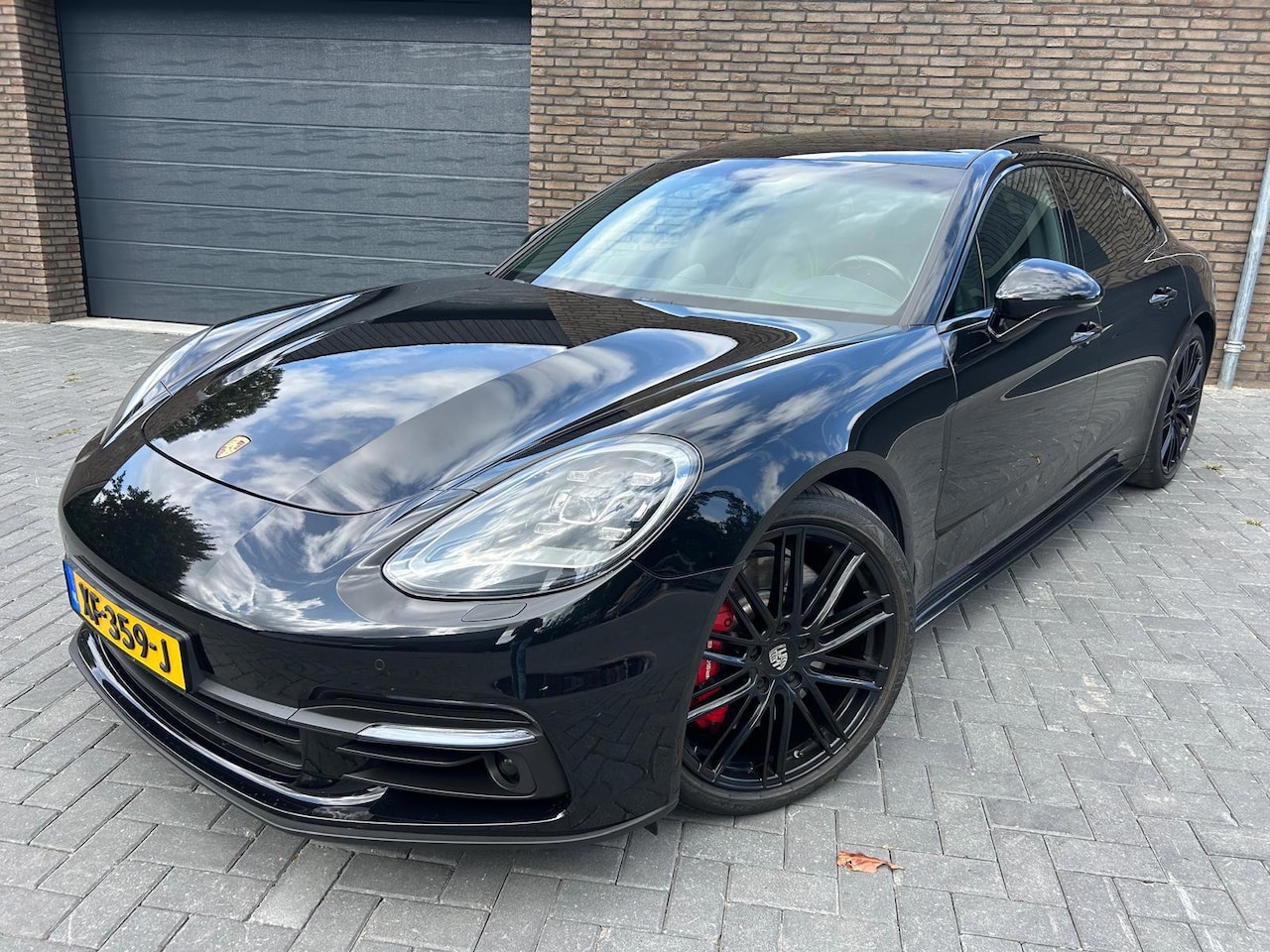 Porsche Panamera Sport Turismo - 2.9 4 E-Hybrid Pano, Bose, DEALER ONDERH, LUCHTVERING,LEDER - AutoWereld.nl