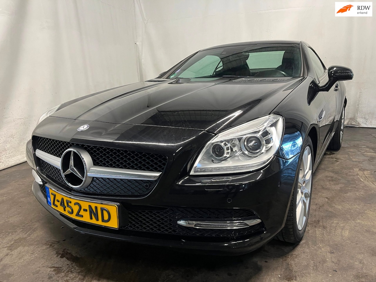 Mercedes-Benz SLK-klasse - 200 CarbonLOOK Edition Schadeauto! - AutoWereld.nl
