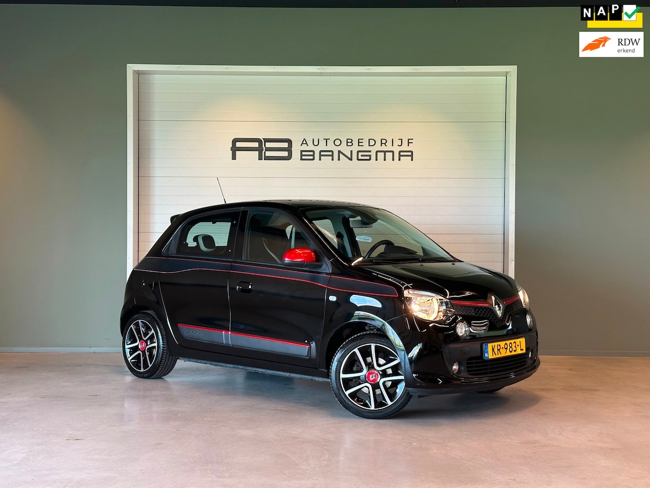 Renault Twingo - 1.0 SCe 5-DEURS DYNAMIQUE-uitv|AIRCO|ACHTERUITRIJCAMERA|CRUISE CONTROL|PARKEERSENSOREN|LM- - AutoWereld.nl