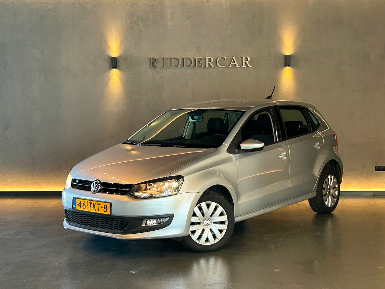 Volkswagen Polo - 1.6 TDI Comfortline|AUTOMAAT|NAP|2E EIG|CRUISE|NAVI|AIRCO|APK01-2027| - AutoWereld.nl