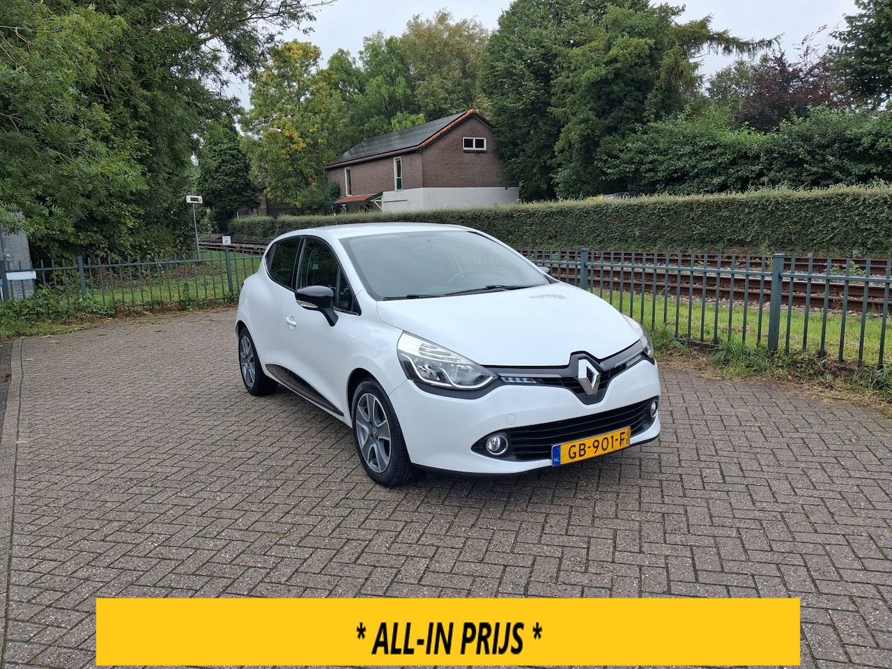 Renault Clio - 0.9 TCe ECO Night&Day airco navi Allinprijs - AutoWereld.nl