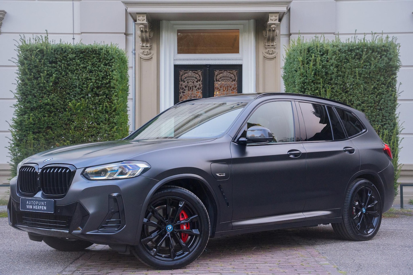 BMW X3 - xDrive30e High Executive TREKHAAK | PANO | FROZEN GREY | CARBON | 360 CAM | UNIEK - AutoWereld.nl