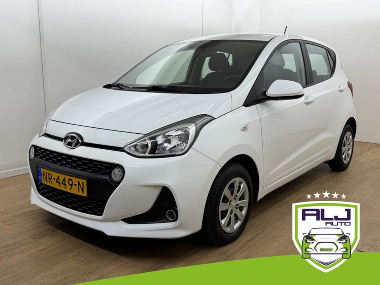Hyundai i10 - Occasion 1.0i Comfort | Wit | Tweedehands Hyundai i10 | Airco | Carplay | Cruisecontrol - AutoWereld.nl