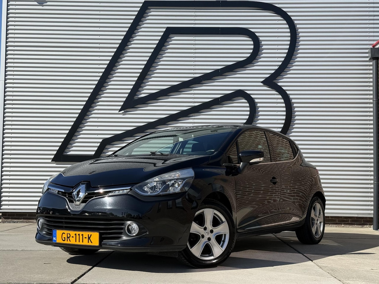 Renault Clio - 1.5 dCi ECO Dynamique 2e Eigenaar|Navi|Pano|Camera|Clima|Cruise|PDC|N.A.P|APK tot 05-2027 - AutoWereld.nl