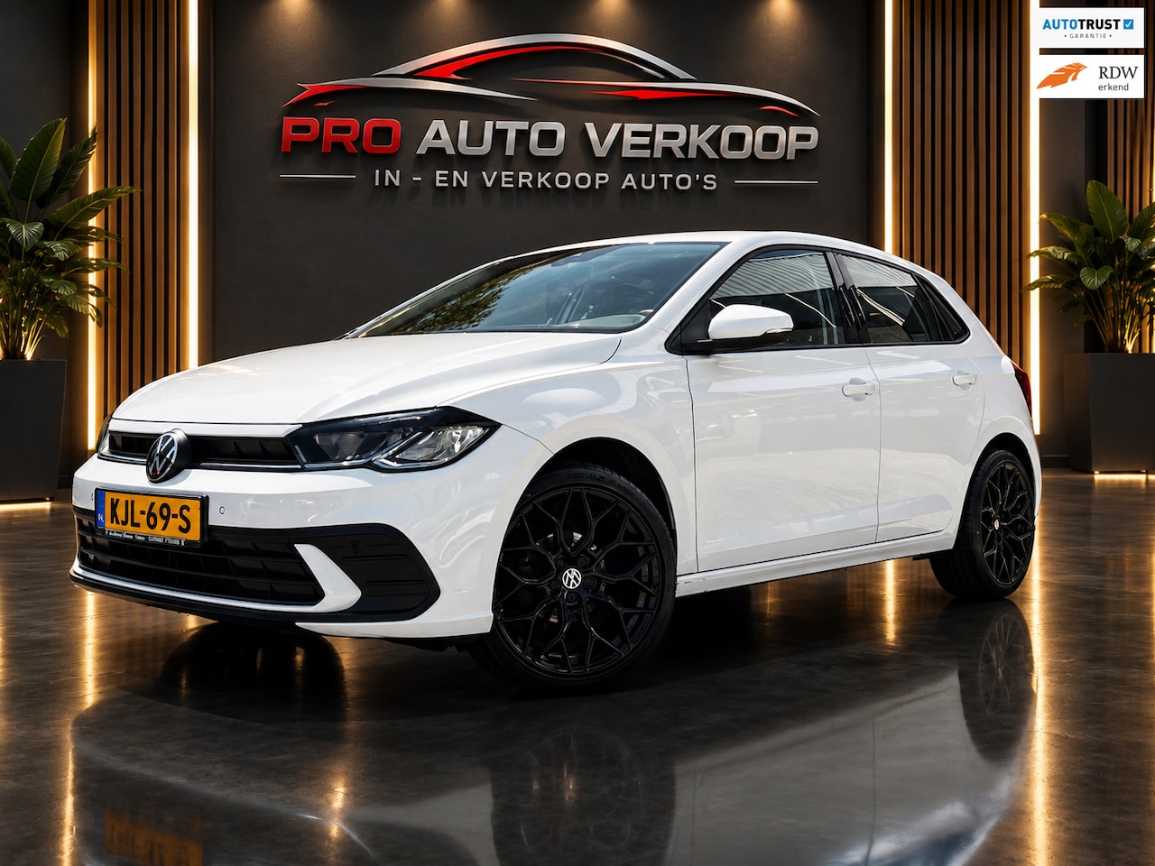 Volkswagen Polo - 1.0 TSI Polo Carplay_18''LMV_PDC v+a_Airco - AutoWereld.nl