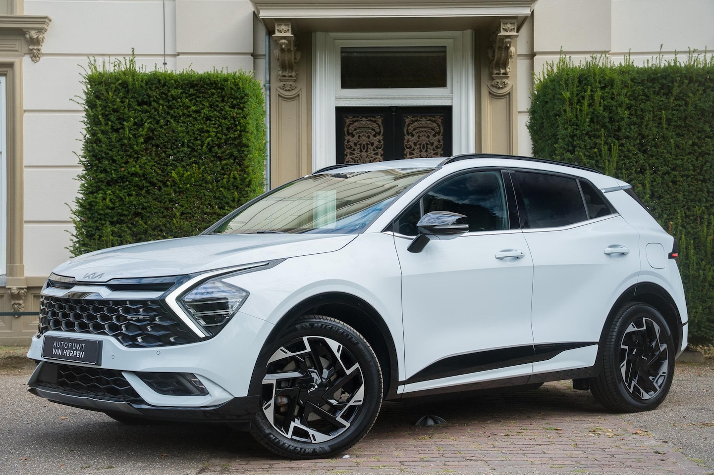 Kia Sportage - 1.6 T-GDi Plug-in Hybrid AWD GT-PlusLine LEDER | STOELVENTI | CAMERA | CARPLAY - AutoWereld.nl