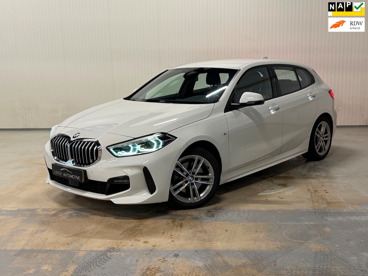 BMW 1-serie - 118i Executive Edition | NAP | M-SPORT | SHADOW LINE | VIRTUAL DASH - AutoWereld.nl