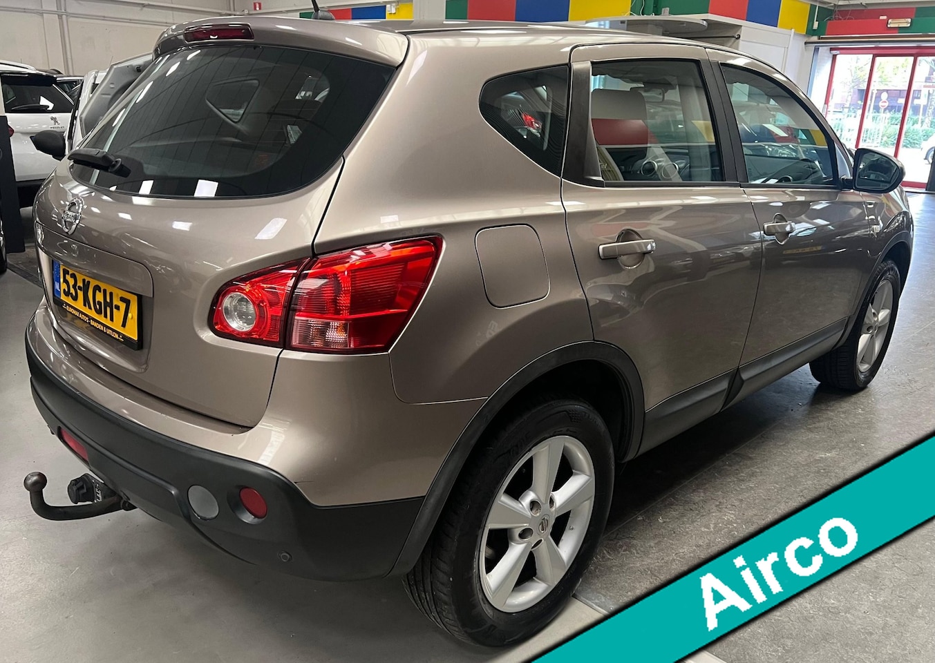 Nissan Qashqai - 1.6 Acenta NAP - Airco - Cruise - Trekhaak - AutoWereld.nl