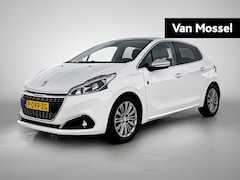 Peugeot 208 - 1.2 PureTech Signature | Panoramadak | Navigatie | Climate control