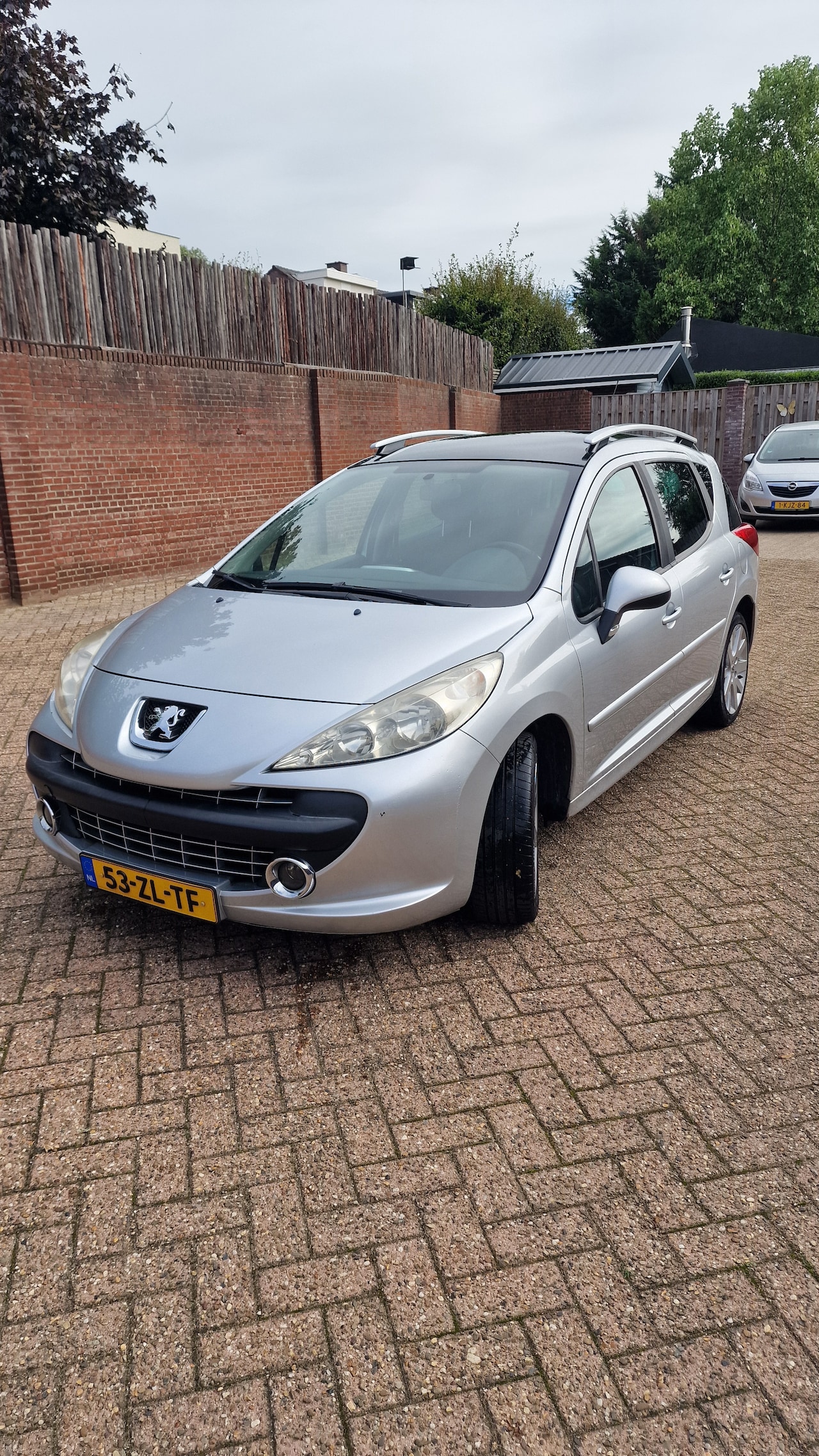 Peugeot 207 SW - 1.4 VTi XS - AutoWereld.nl