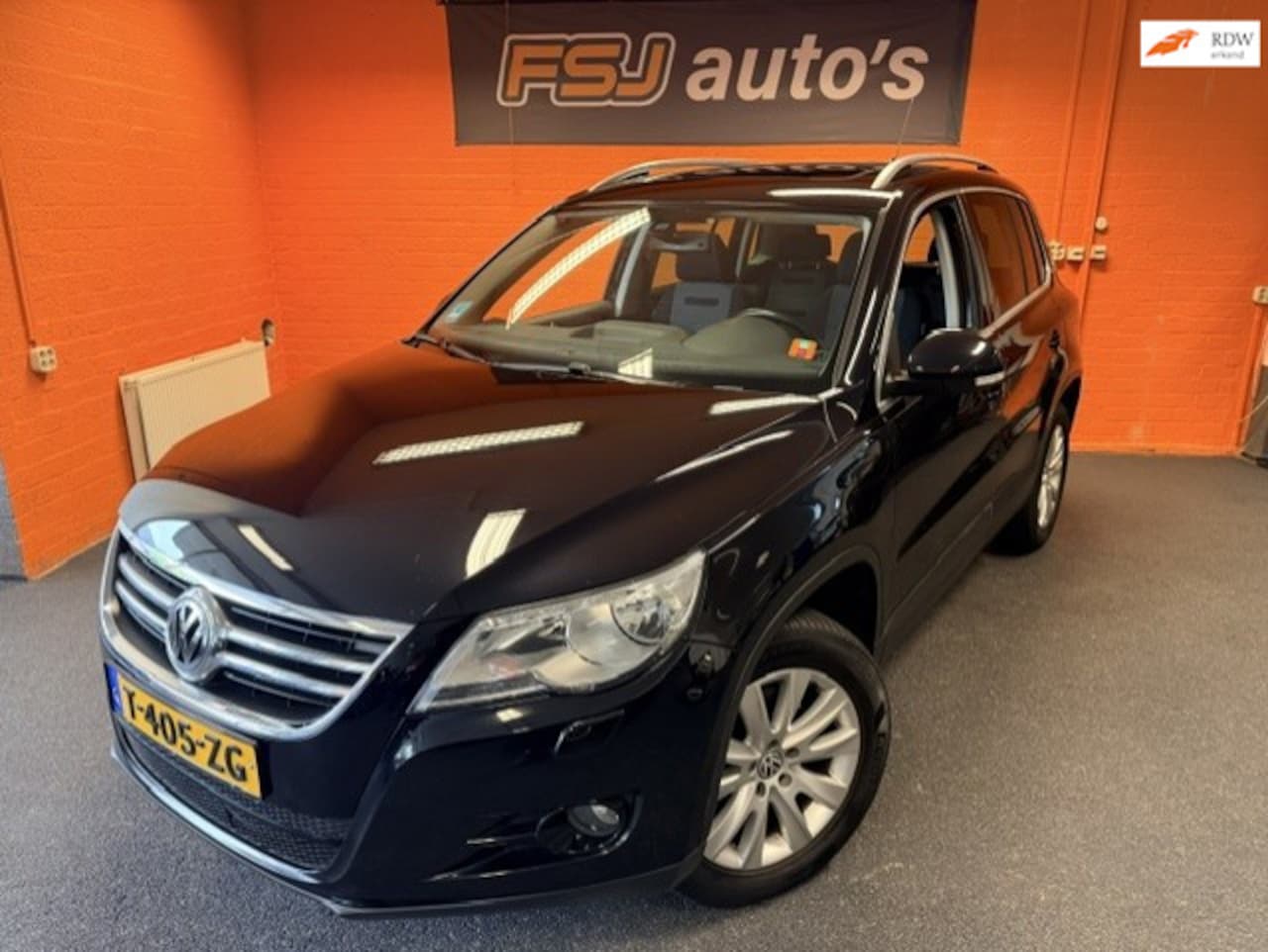 Volkswagen Tiguan - 2.0 TSI COMFORT&DESIGN / 4-MOTION / AUTOMAAT - AutoWereld.nl