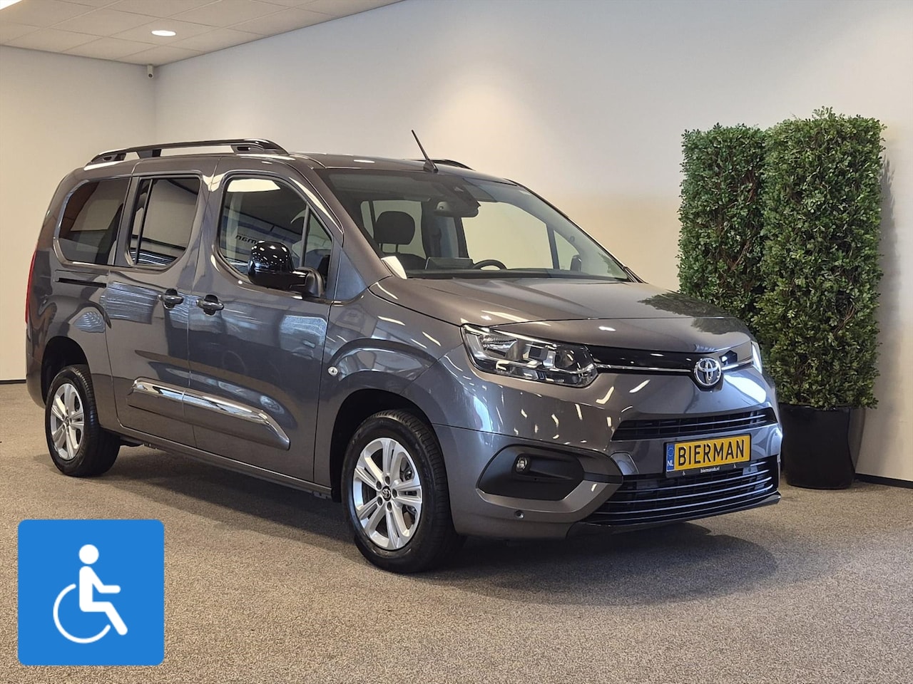 Toyota ProAce City Verso - L2 Rolstoelauto 5+1 - AutoWereld.nl