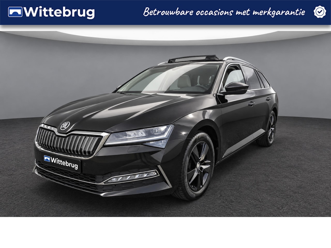 Skoda Superb Combi - 1.4 TSI 218pk iV DSG Style / Panorama dak / Leder / App. Connect / Achteruitrijcamera / 17 - AutoWereld.nl