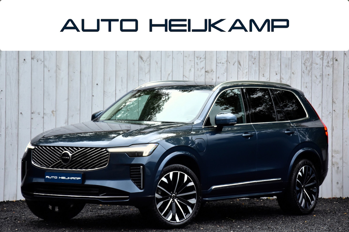 Volvo XC90 - 2.0 T8 Plug-in hybrid AWD Plus Dark 2.0 T8 Plug-in hybrid AWD Plus Dark - AutoWereld.nl